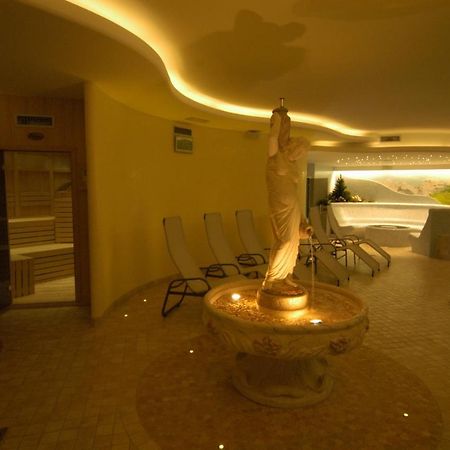 Hotel Baita Montana Лівіньо Екстер'єр фото